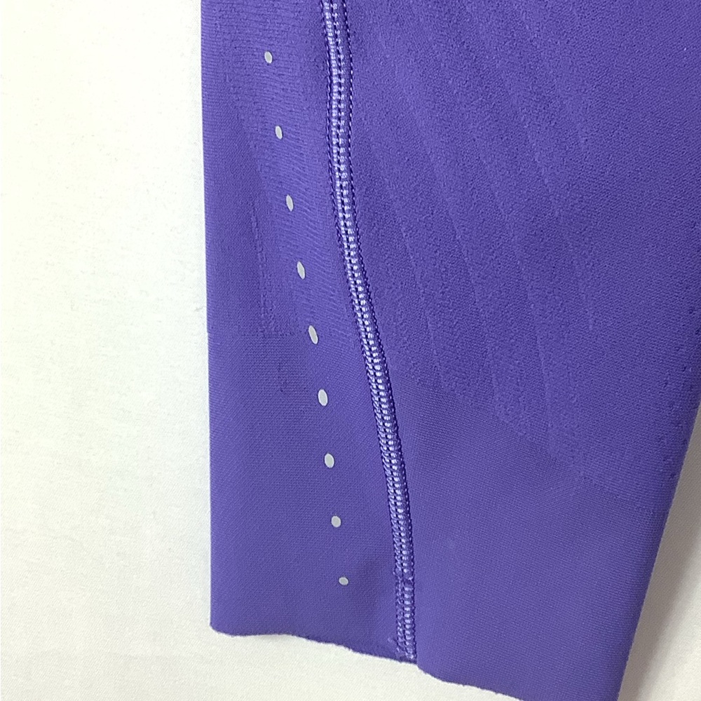 Lululemon SenseKnit High Rise Running Tight - Picture 10 of 11